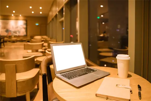 高中老师月假多久